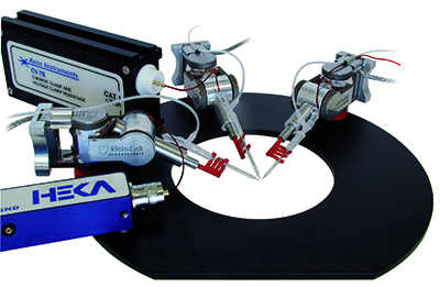 Kleindiek MM3A-LS micromanipulator with headset