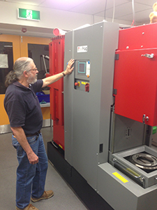 Selfrag lab at Macquarie University under the watchful eye of Dr. Steve Craven