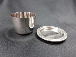 PLatinumware crucible and mould for XRF sample preparation